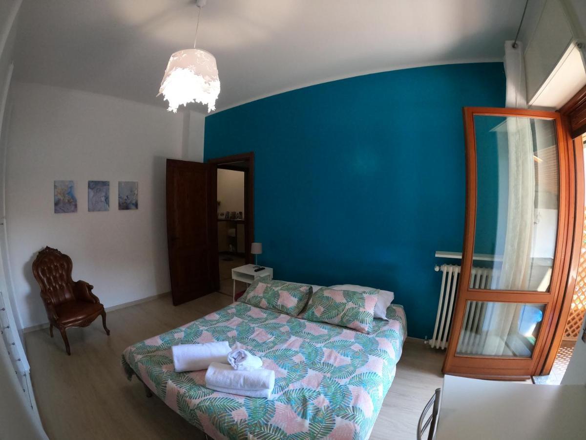Bella Vita Guesthouse -Parcheggio Privato Interno Arona Exterior photo
